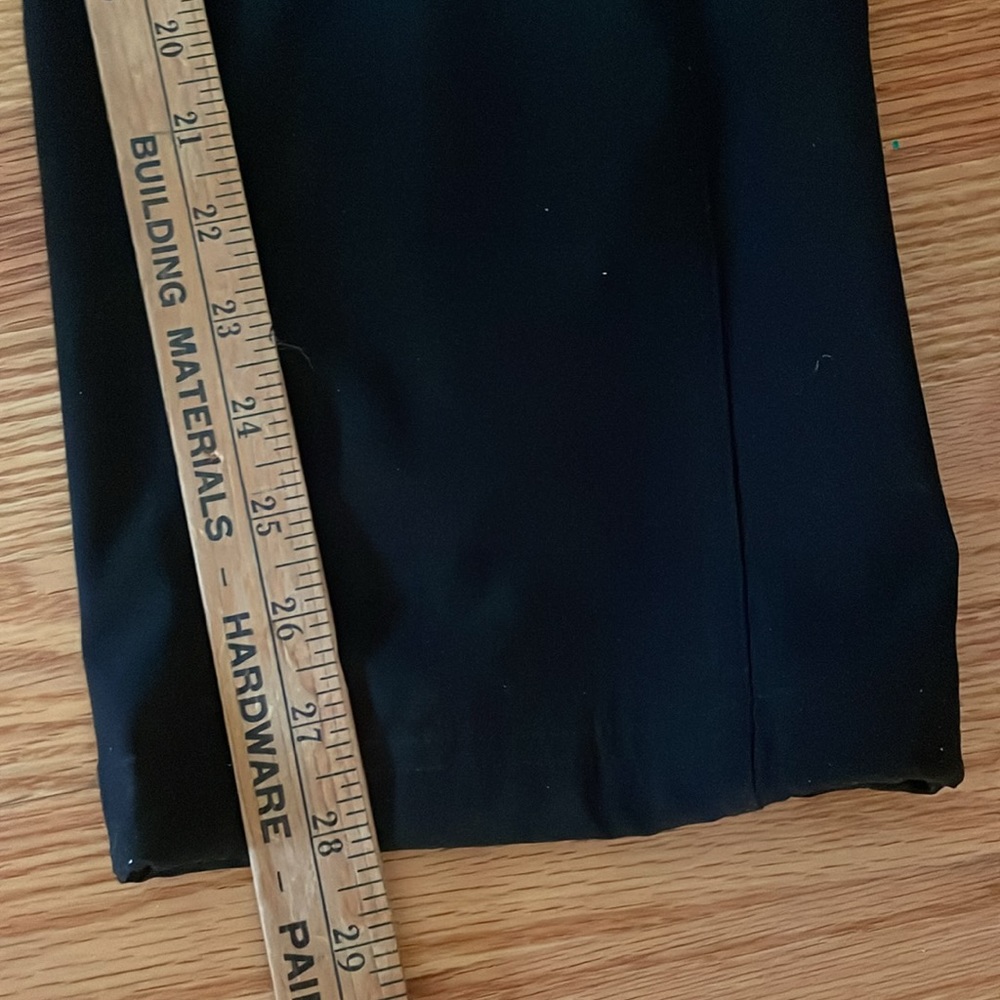 CHICO’S ZENERGY BUNGEE CORD ELASTIC WAIST PANTS (size 8 Medium) - Picture 9 of 9